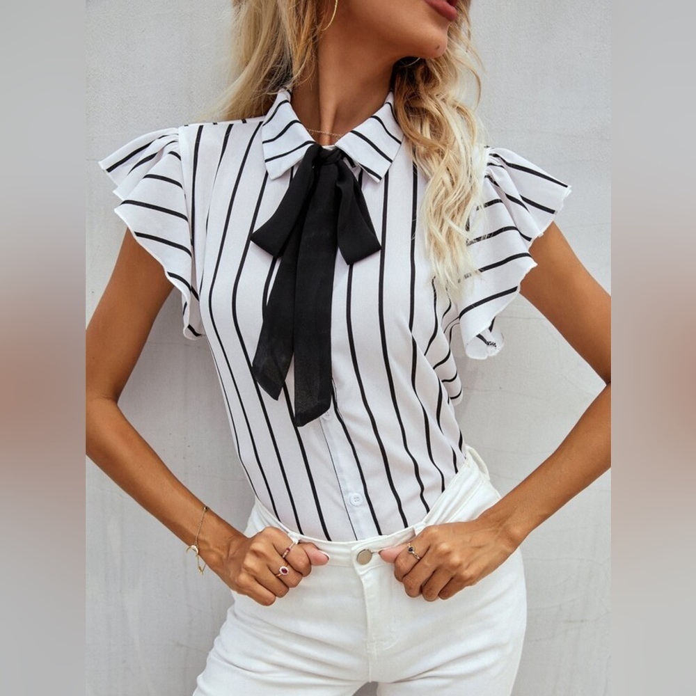 SHEIN Black and White Stripe Flutter Sleeve Button Down Womens size L NWOT